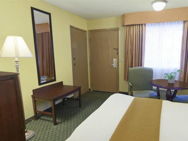 Best Western Plus Redondo Beach Inn Bagian luar foto